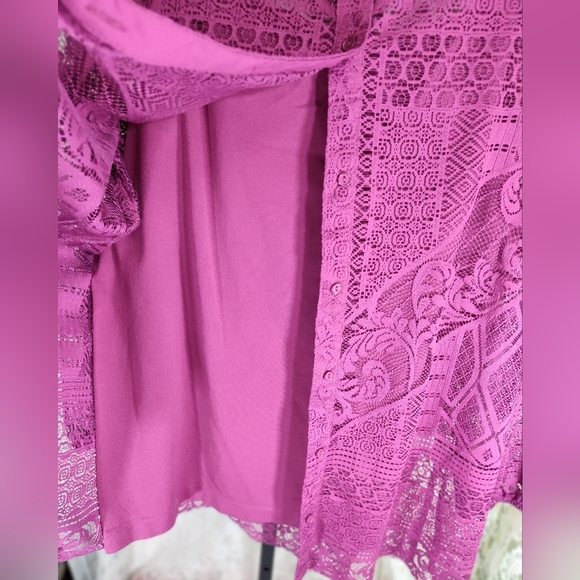 Berry lace top set NWOT - Picture 2 of 2